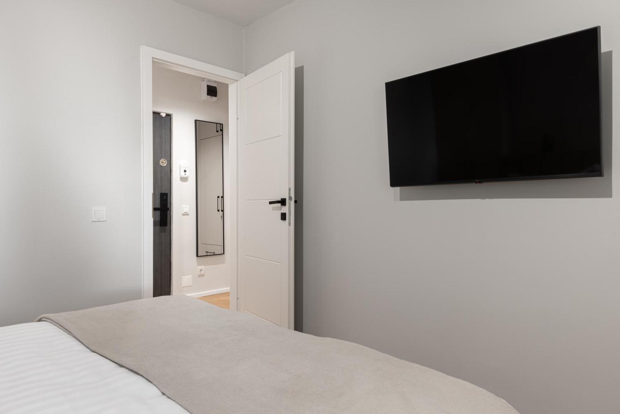 Clujstays Studio Close To City Center Exteriör bild