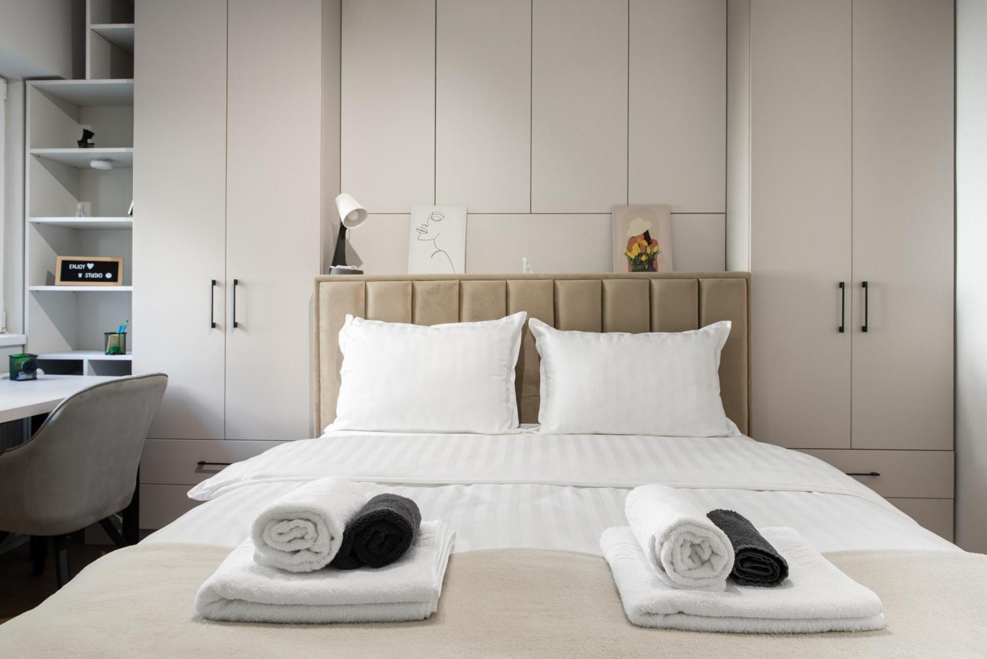 Clujstays Studio Close To City Center Exteriör bild